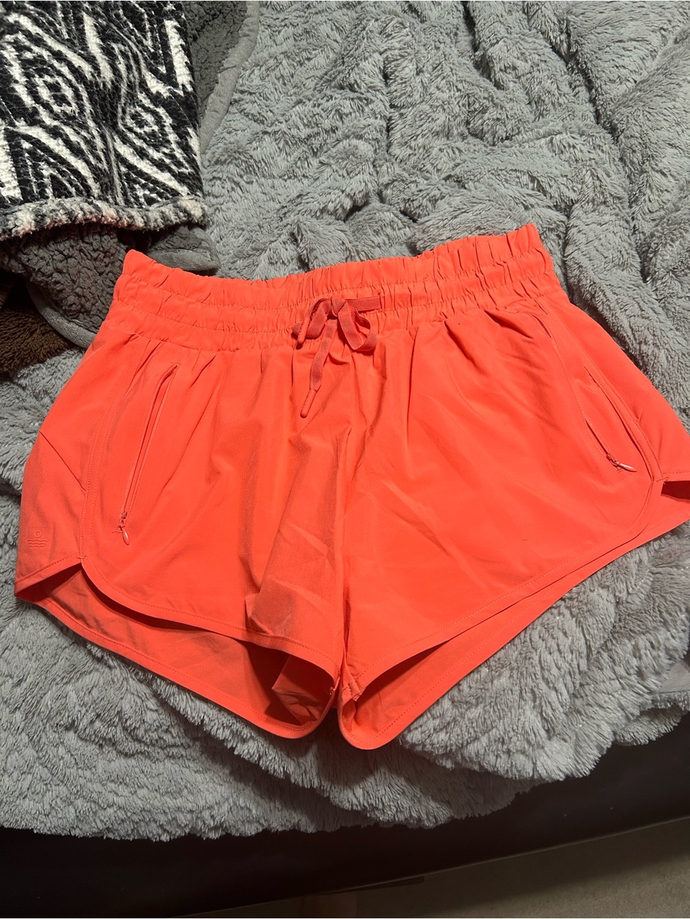 Salt project running shorts coral small 2.5